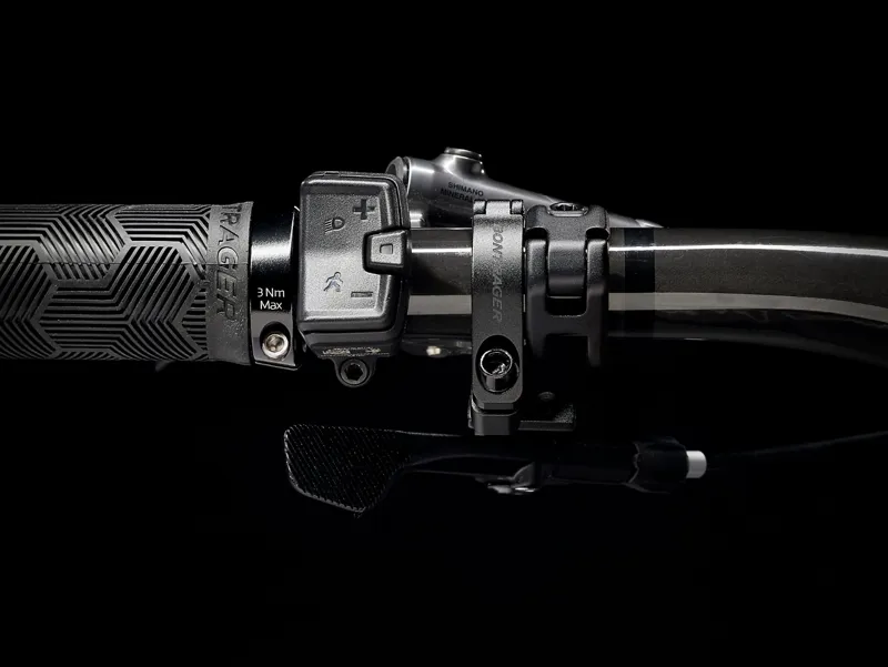 Trek Rail 9.8 XT Gen 4 Full Suspension Electric Mountain Bike 2024 in Baja Yellow-5